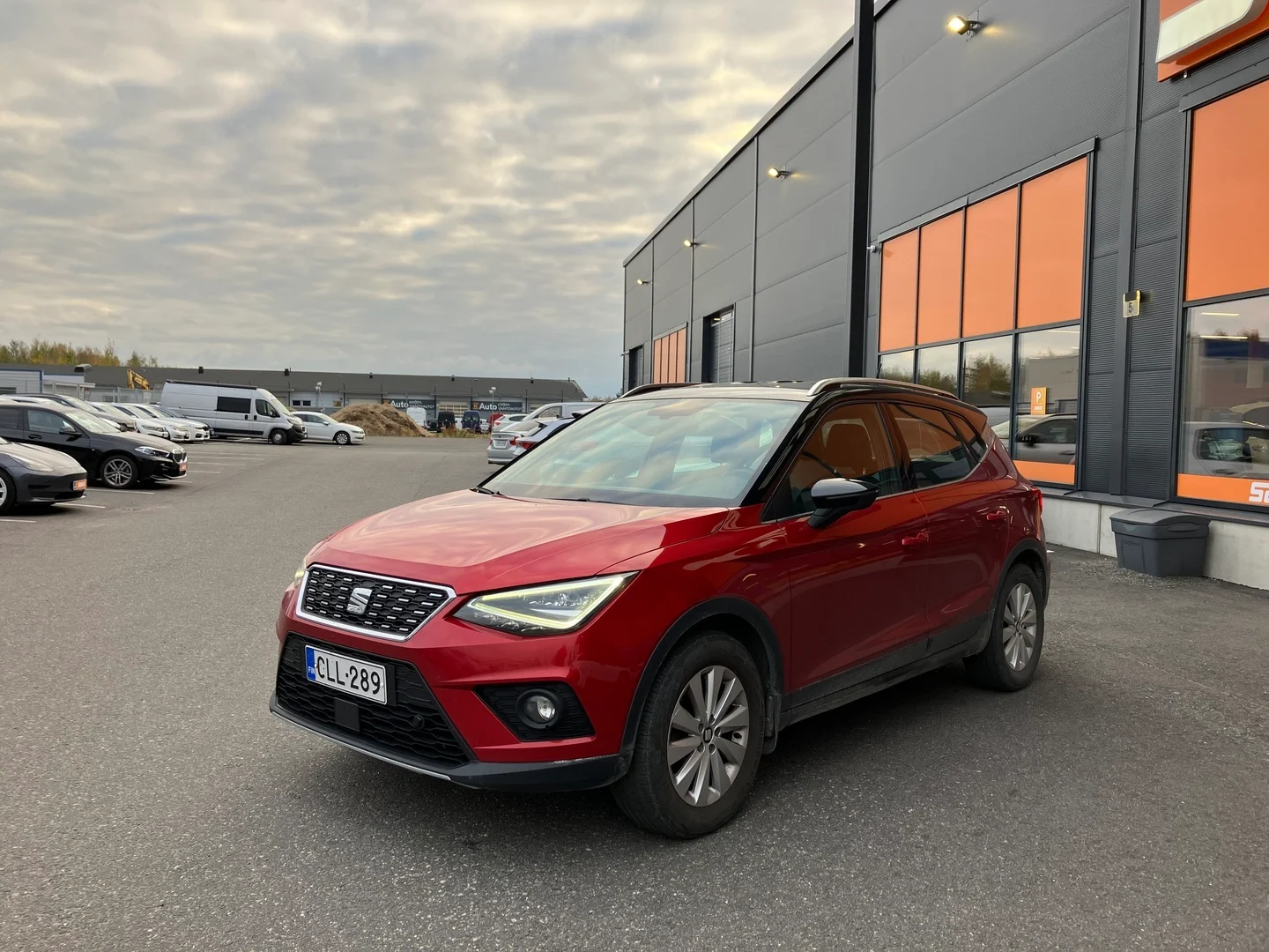 Car Image - 1rBDHccU4HOzTvb6MdFkYT