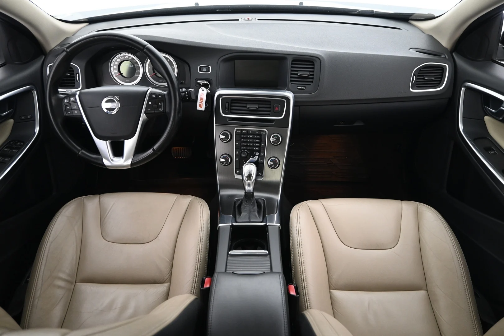 Car Image - 01wMe7ZFgh87vAqNZYT5kn