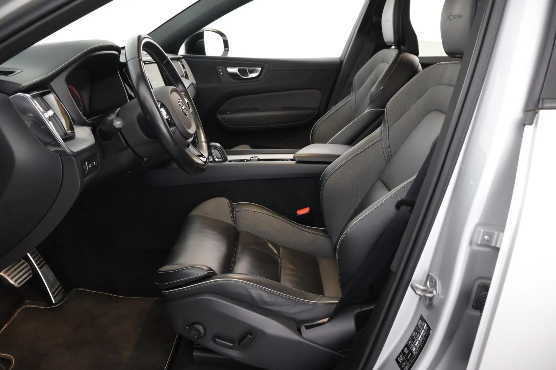 Car Image - 2msqeARjcS6VOZmfLcsnG5