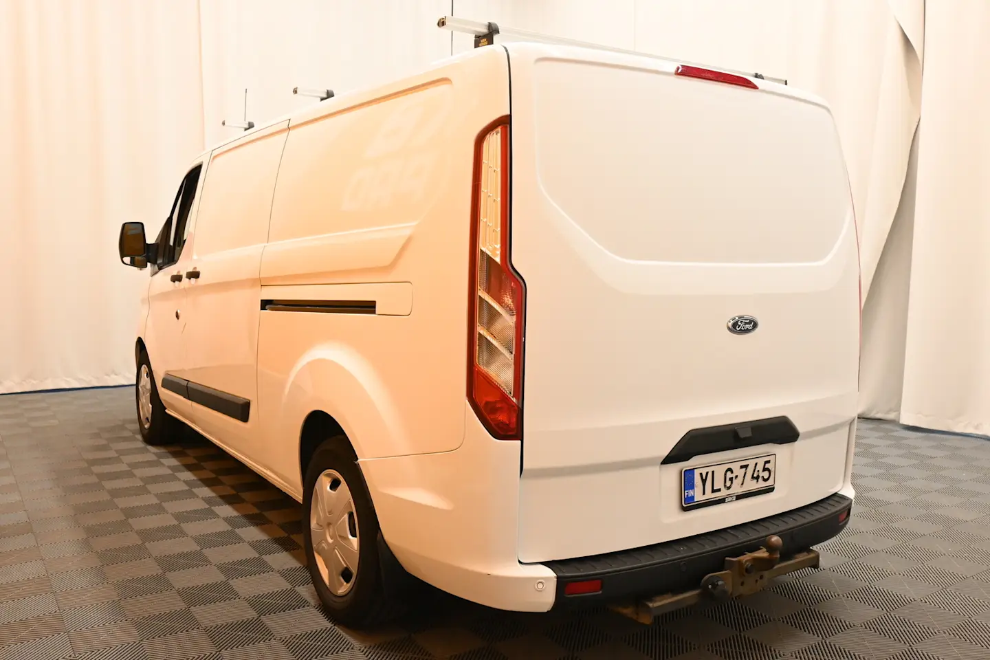 Car Image - 5MwT3QDM8uVDz46sdmDcDh