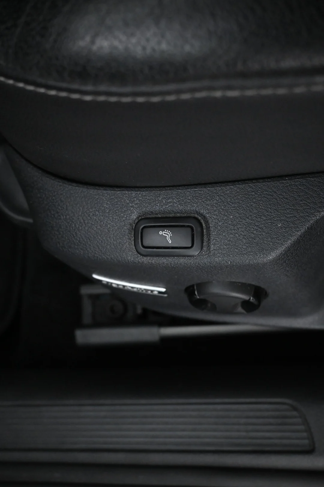 Car Image - 667lGWlrQd7rPIra1HKFBl