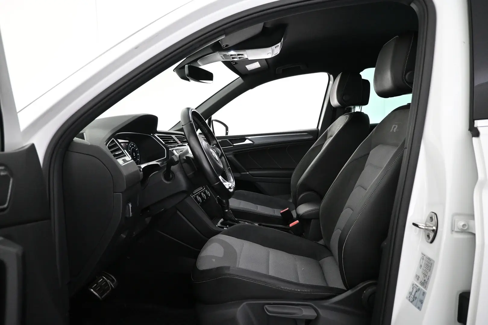 Car Image - 5EkAlc5touwqMjfZgjo9D2