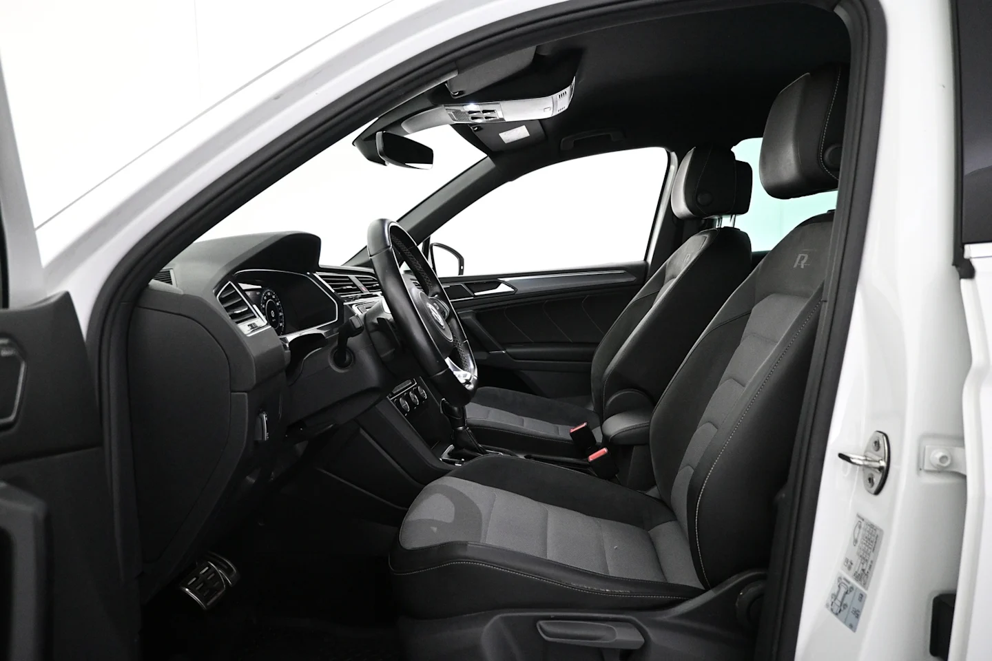Car Image - 5EkAlc5touwqMjfZgjo9D2