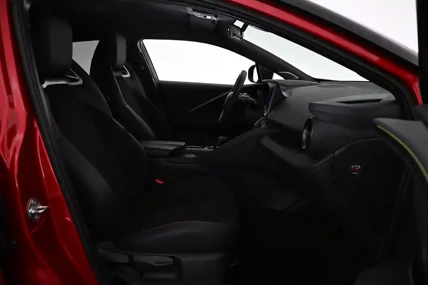 Car Image - 7j4KkDC0ygsqrfFqfqCzZd