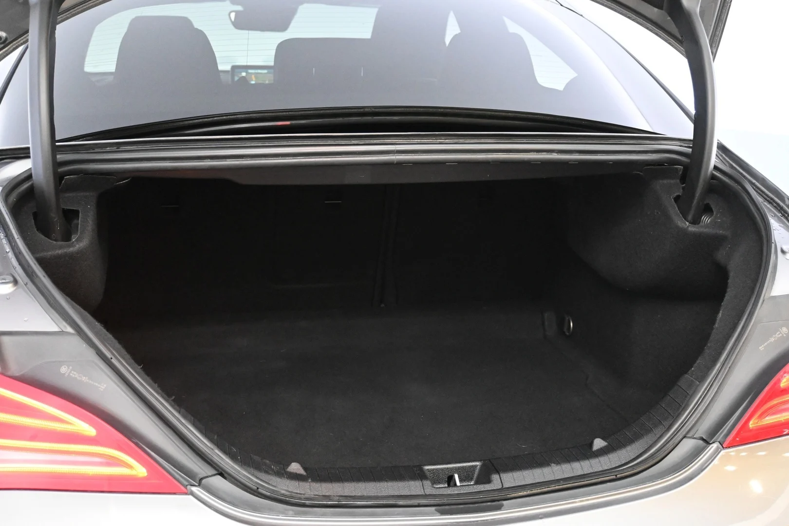 Car Image - 53VC5y9v5ghloNjKO8vSbp