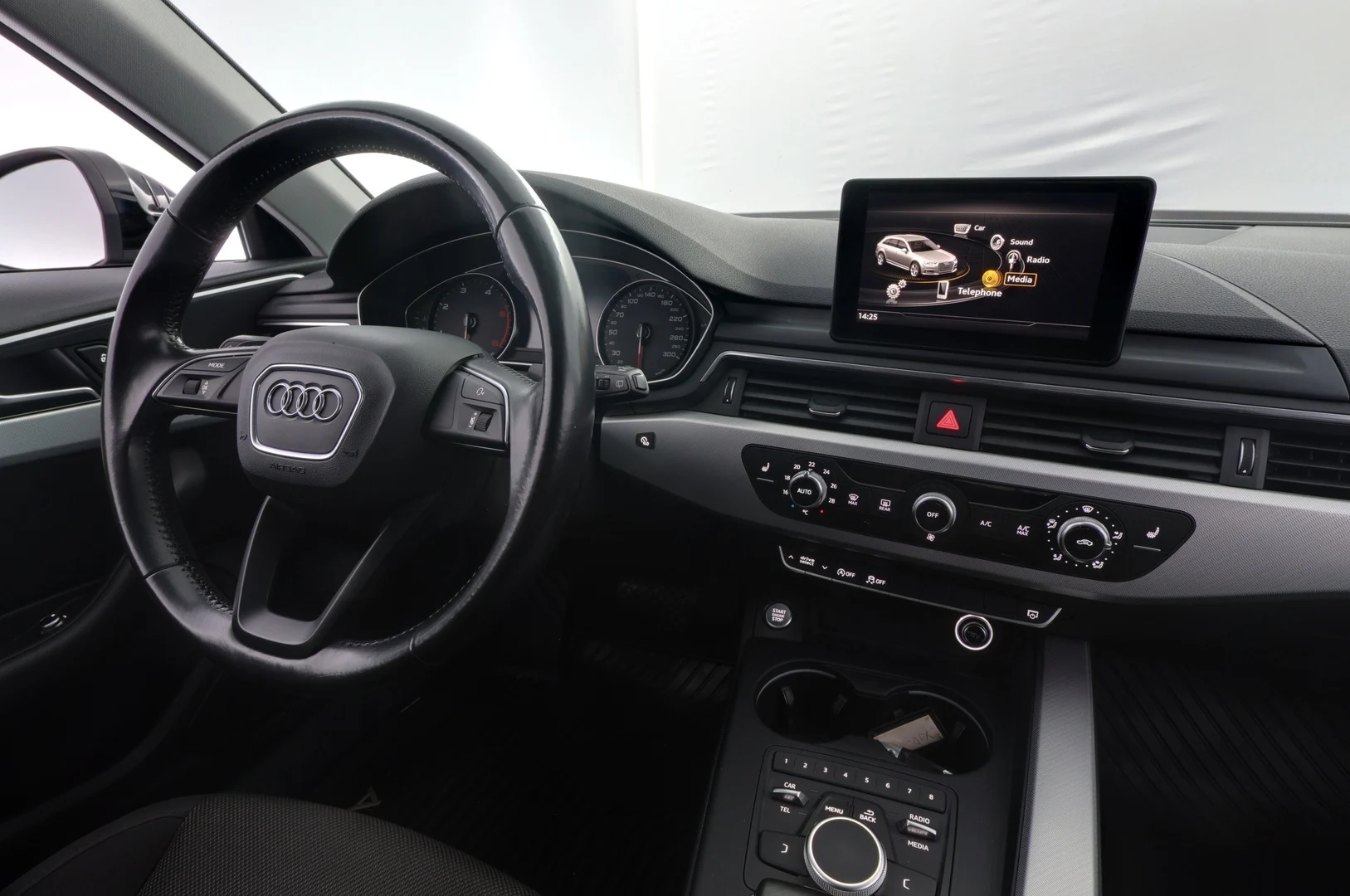 Car Image - ZFoNA7uoi1W0VLLggmUvd