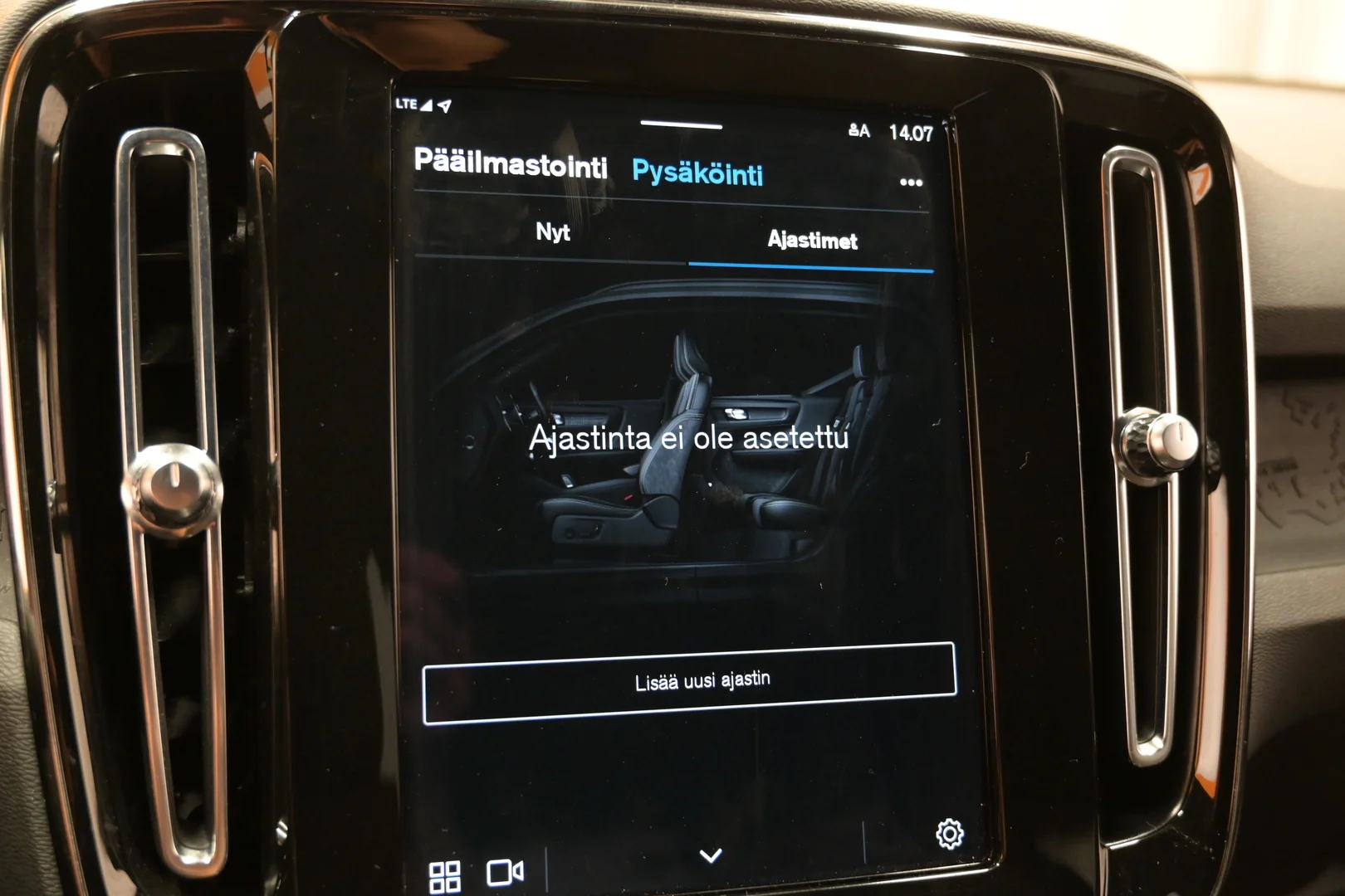 Car Image - 6gEuTkhklMGFr6CV0WwyPG