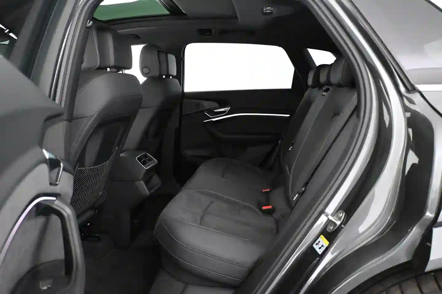Car Image - 1GyNuTq3Dzl5utxZIqqOyl
