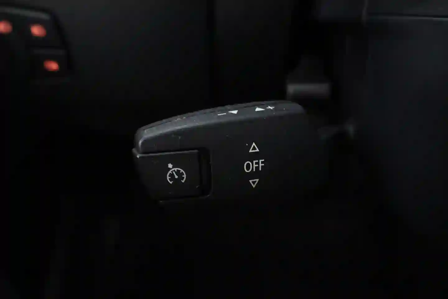 Car Image - 1xCG60pM0H2XI4LnMPjCCu