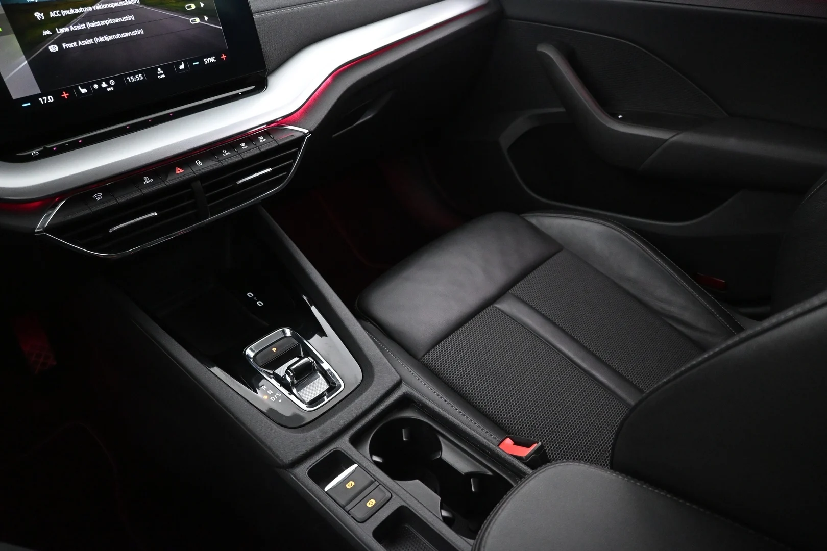 Car Image - 3quGSsFFB9dXdDe9BsKdcb