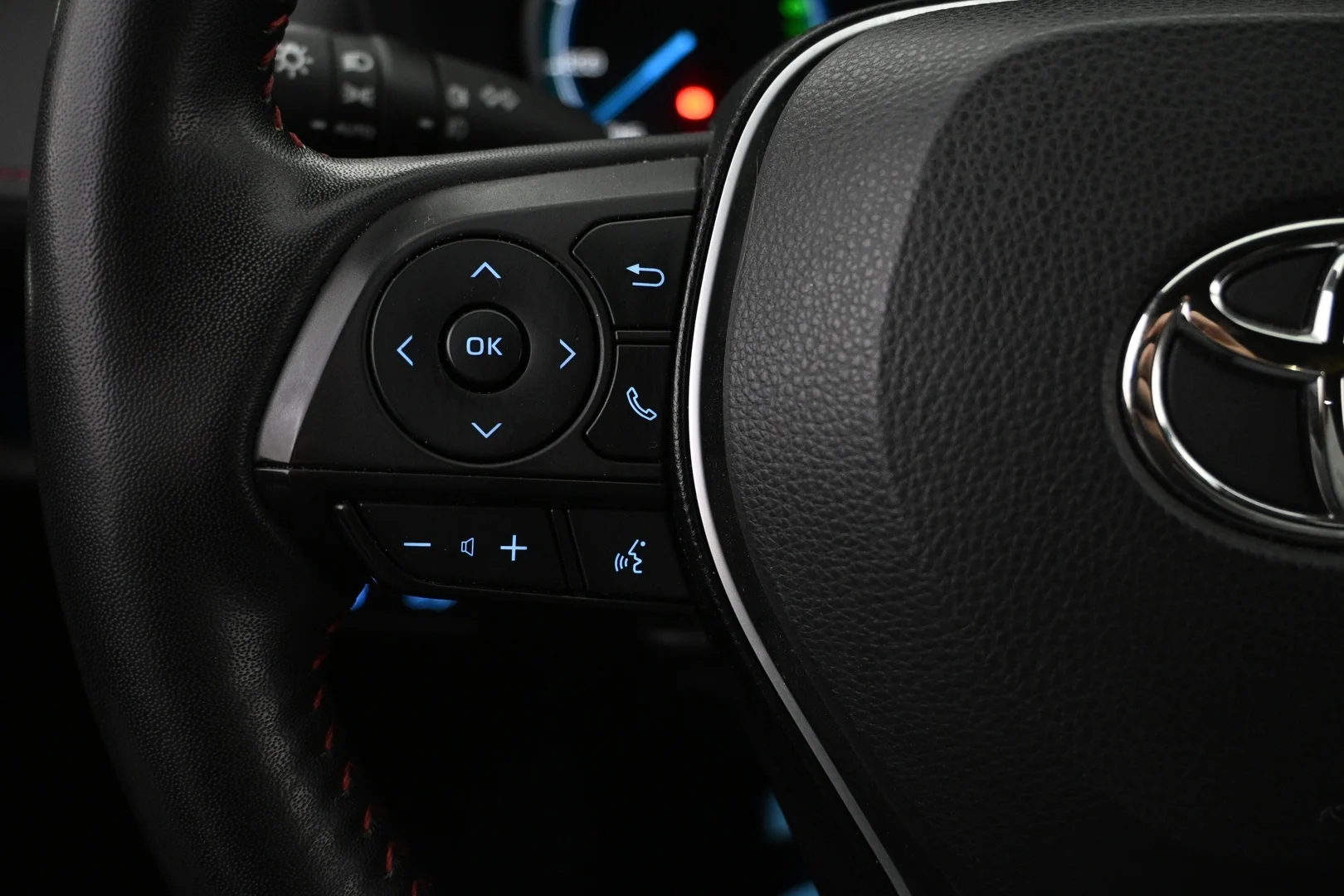 Car Image - 6jFHGJblwe97WWn1fMWNJ7