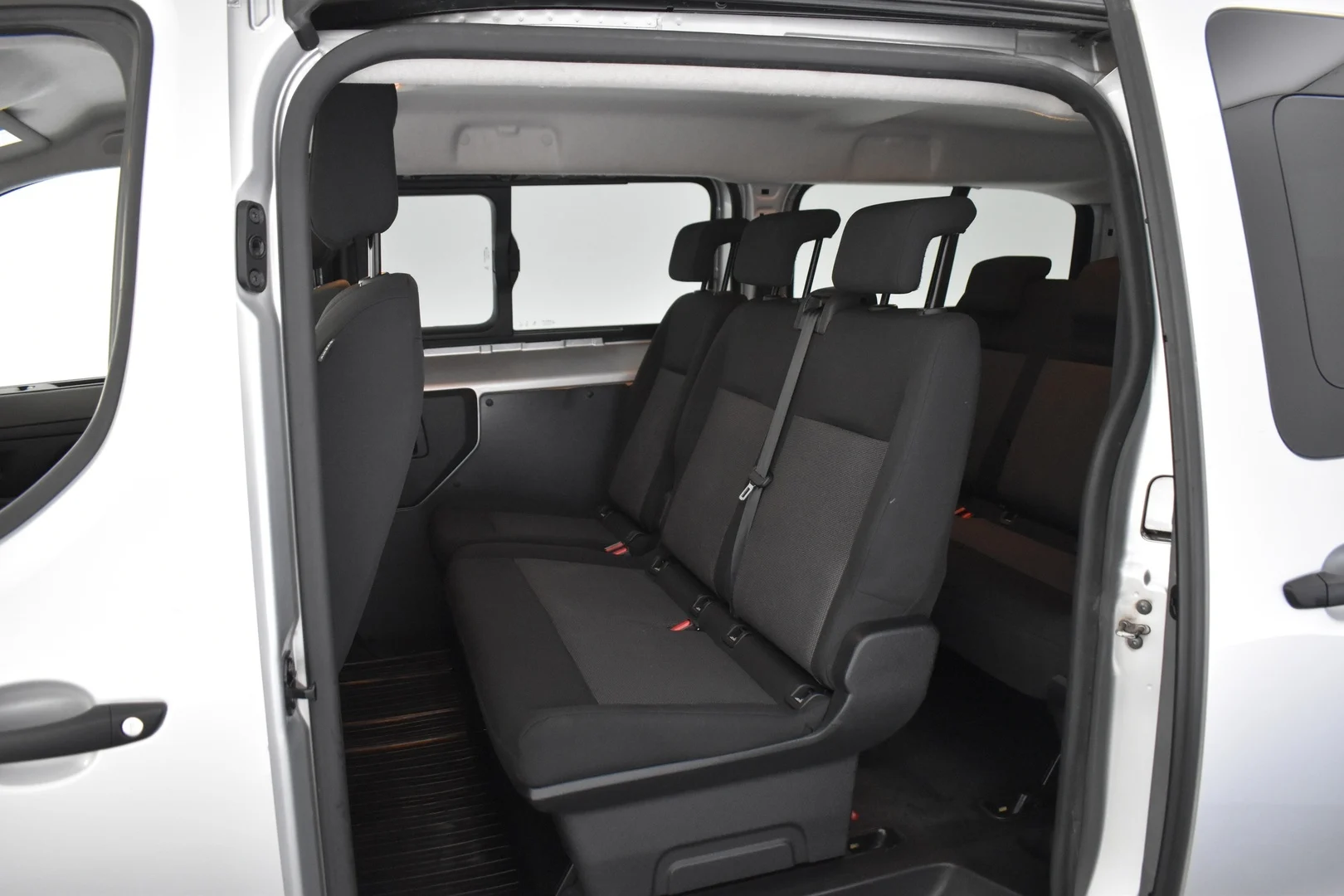 Car Image - 4lVbGWbVcPEmdWmzUuzKh4