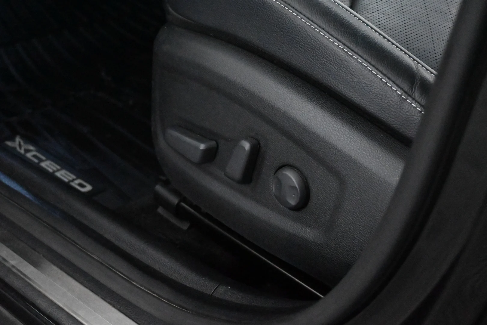 Car Image - 7t1VBaASfl54SzHZYTjgOq