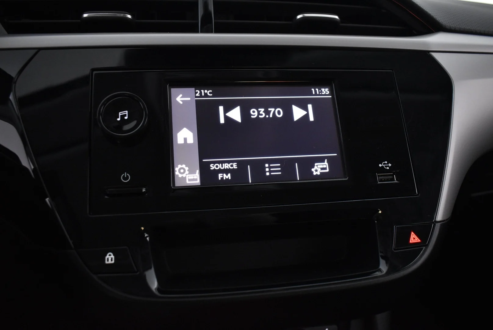 Car Image - 46bMeMxqcTBel0rkAE4cMX