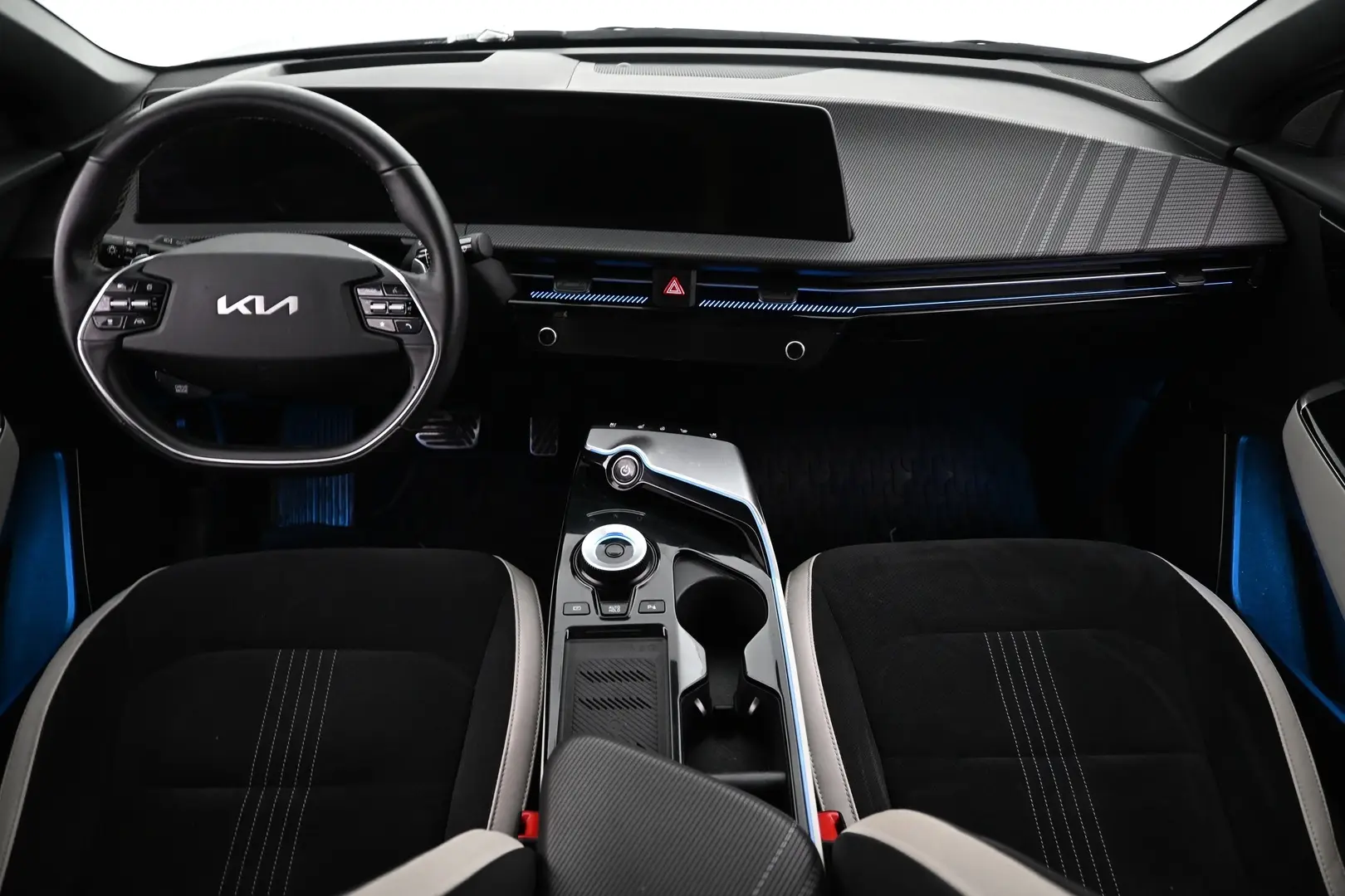 Car Image - 2YRoVRdG9RwCRxtizFwOpQ
