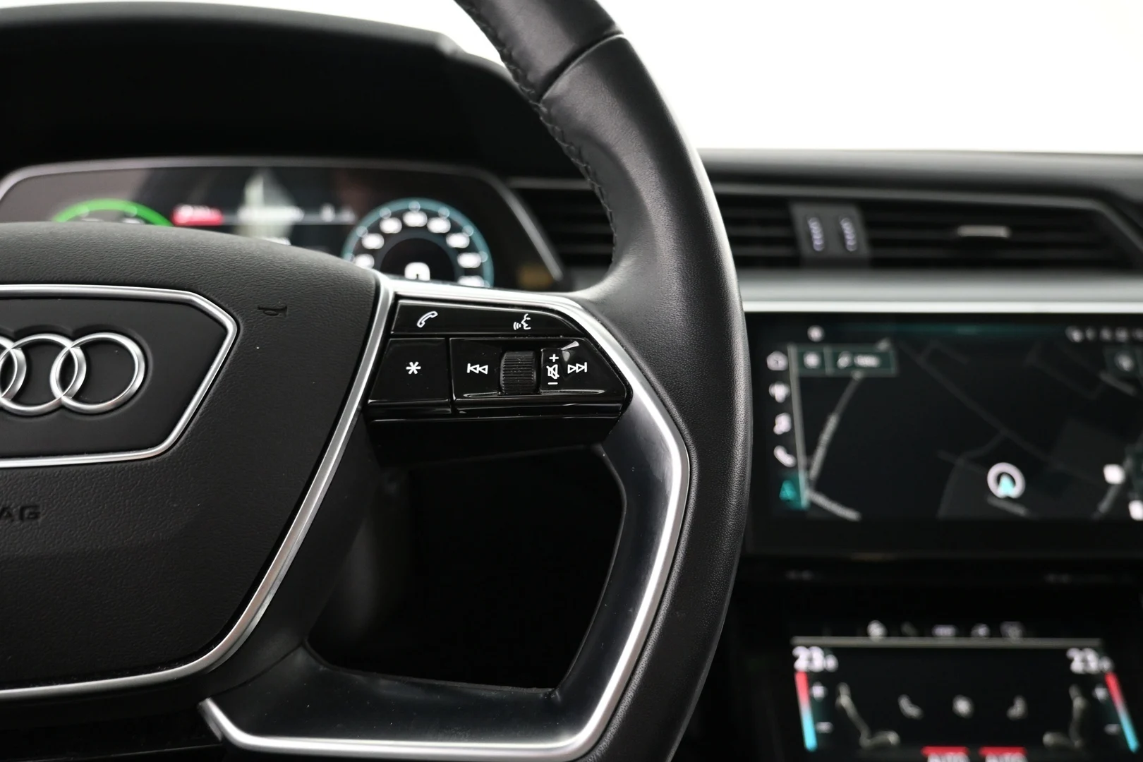 Car Image - 4aiLQrlfhmp1u55onXoaTu