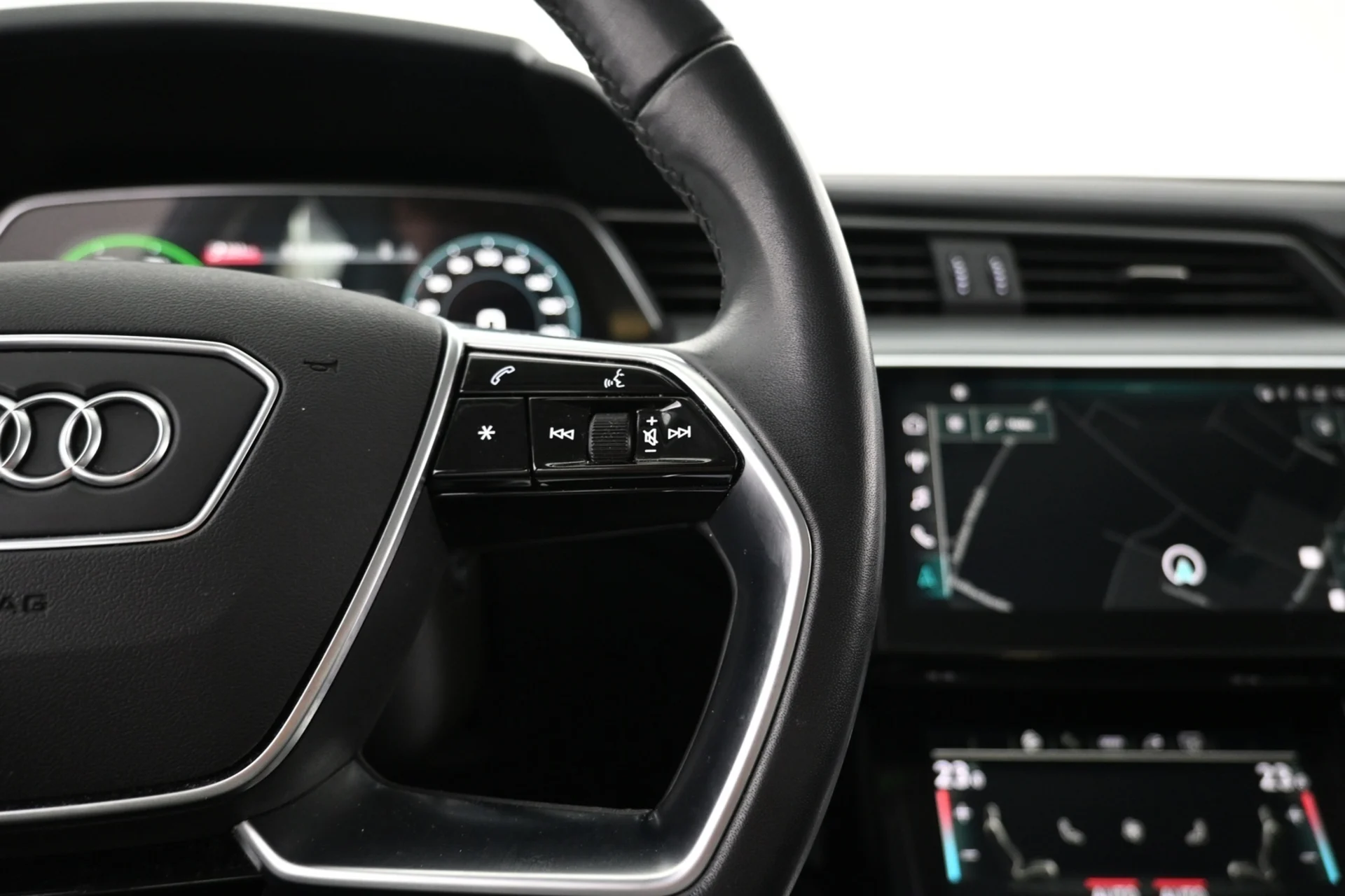 Car Image - 4aiLQrlfhmp1u55onXoaTu