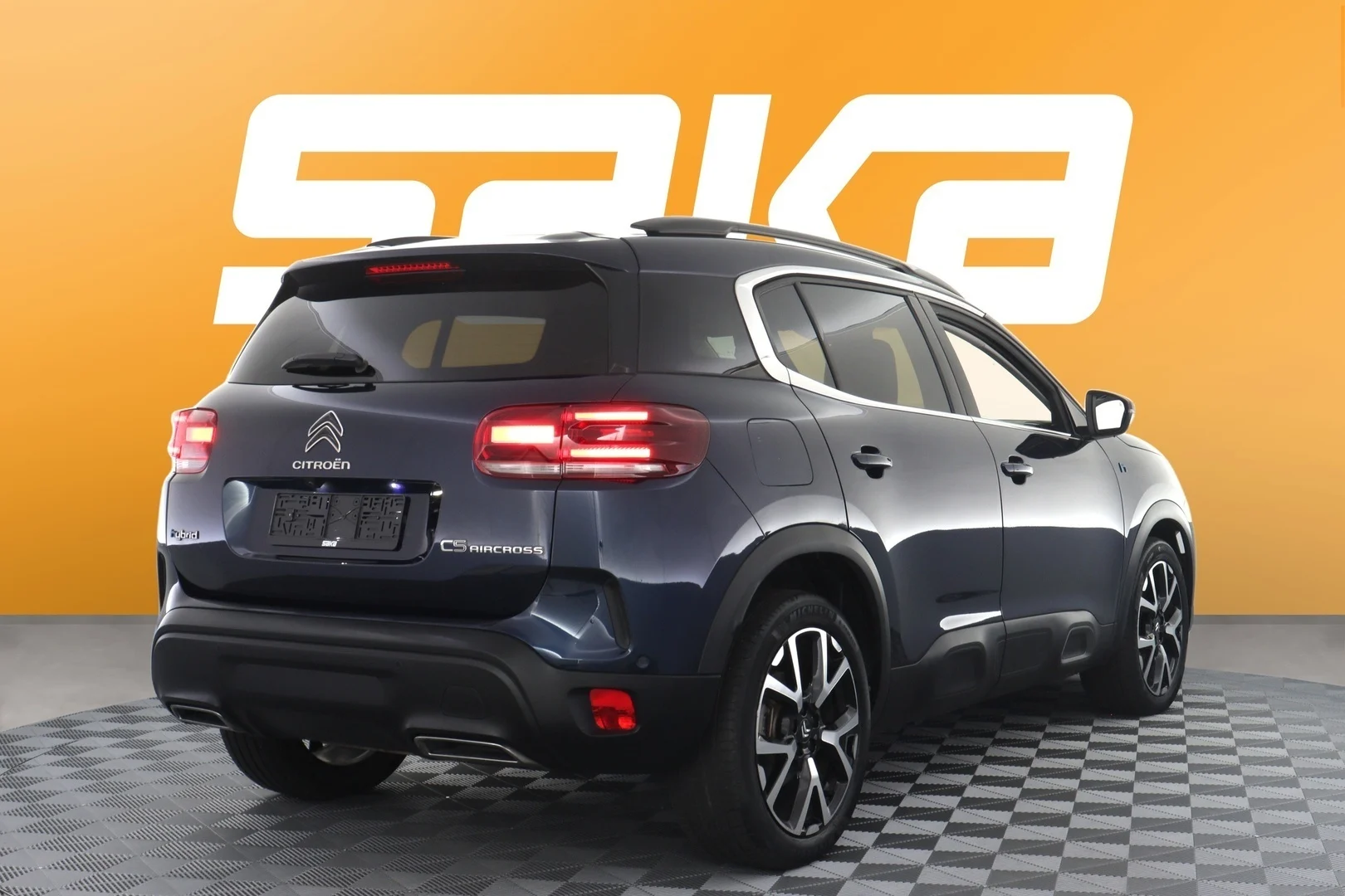 Car Image - 60DMMFqkjCxT53i5zFODy9