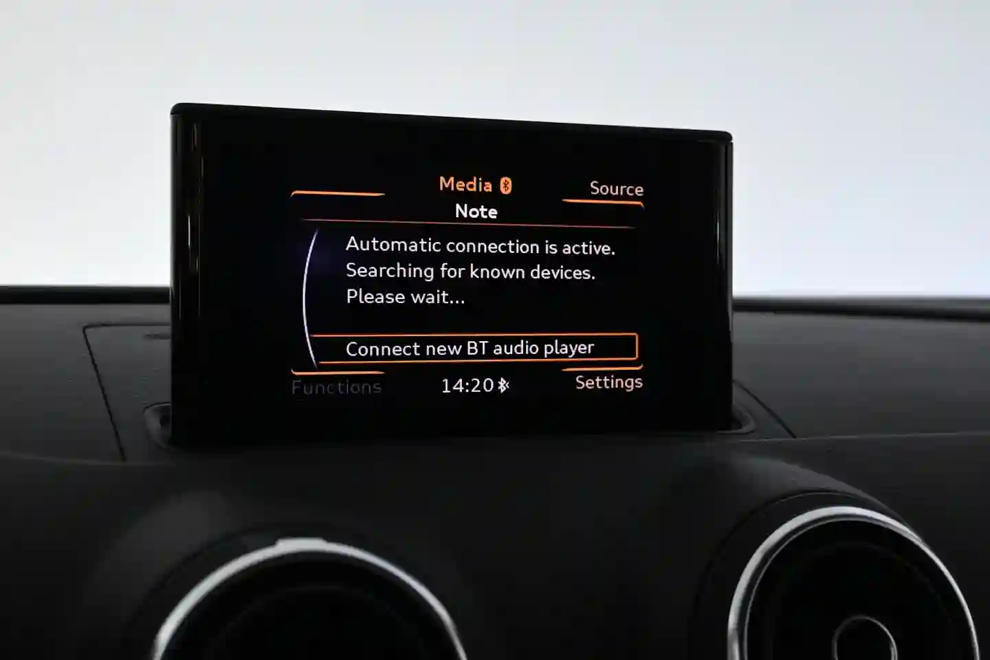Car Image - 3V7yQg04JahpblBfgHqd2J