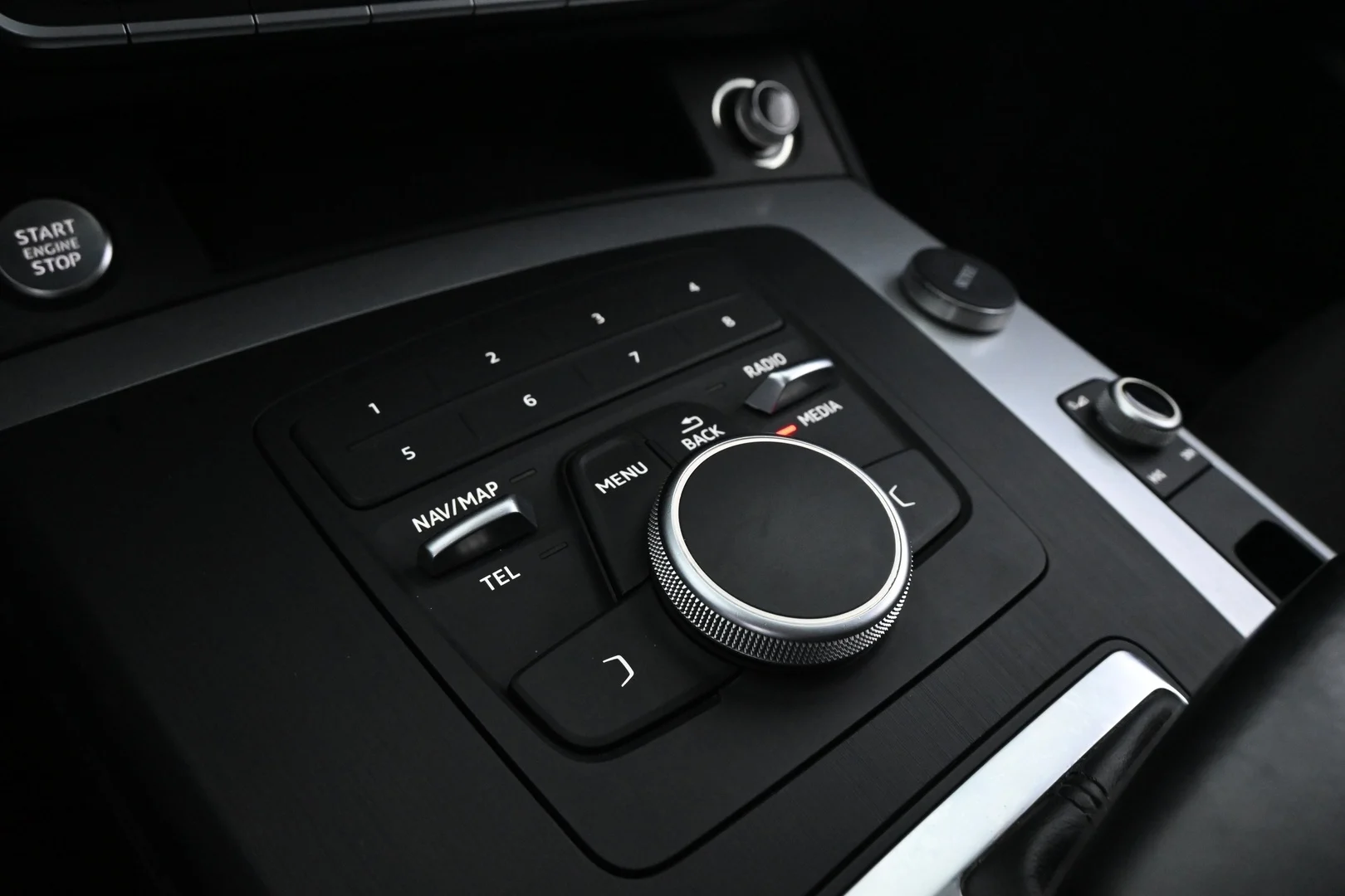 Car Image - 1HhBH5zsm4hK8rn1qUbIp9