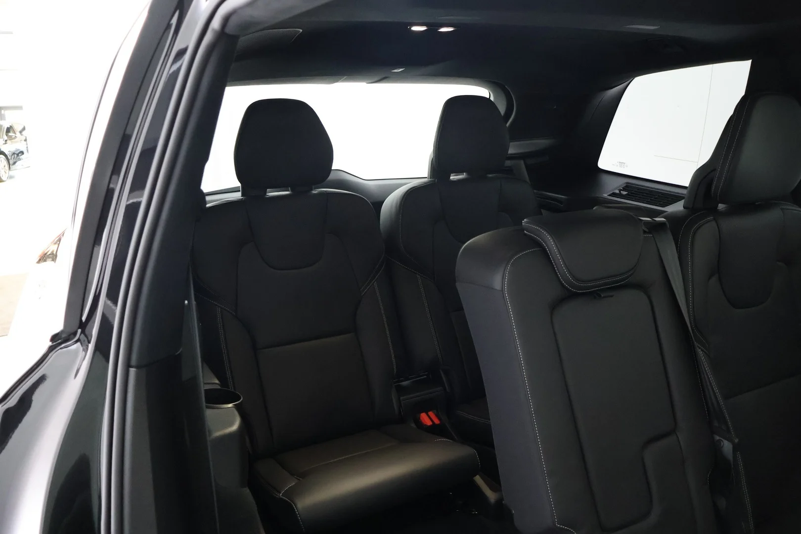 Car Image - 1lTbtKyqarjFUvkOu8oQu0