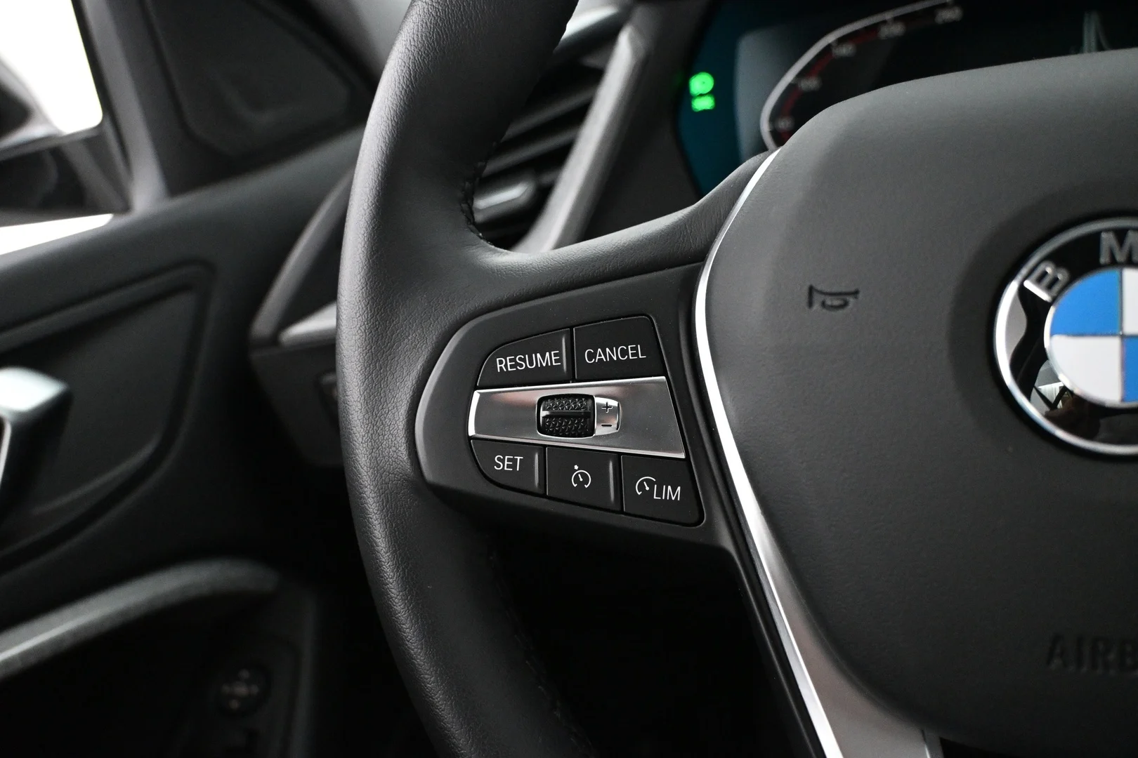 Car Image - 6wVluhMxAzH7jCWJsmZ7wN
