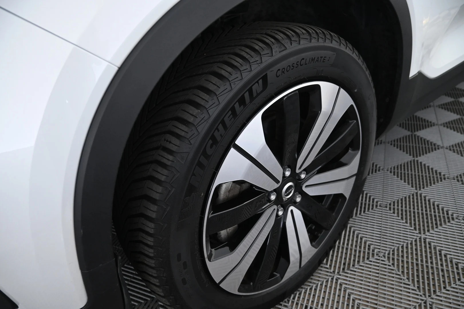 Car Image - 27Rkp3Bso6ewVPkEiTtOj4