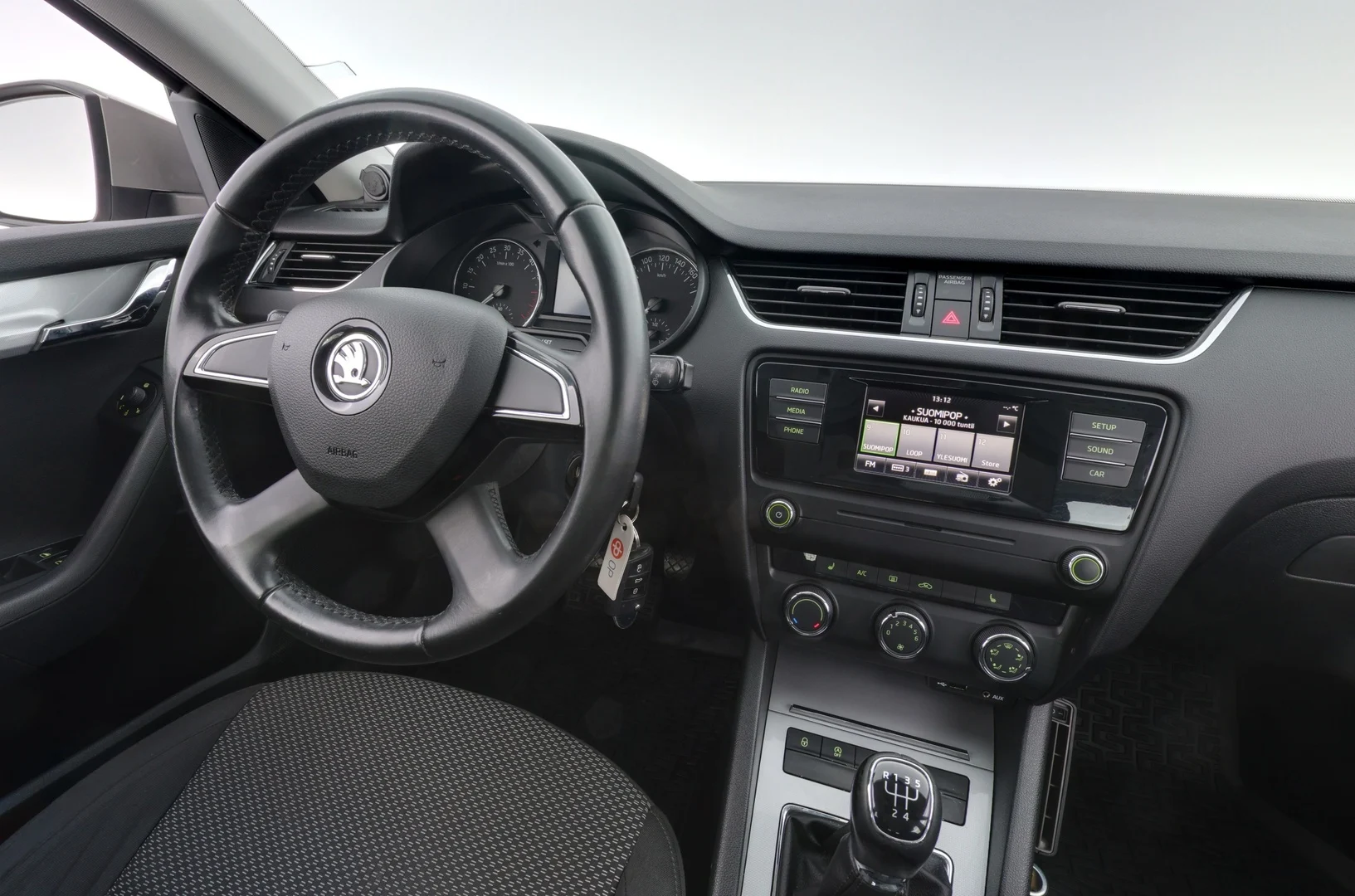 Car Image - 6jaovG4p7DzsQFxqEnS5Js