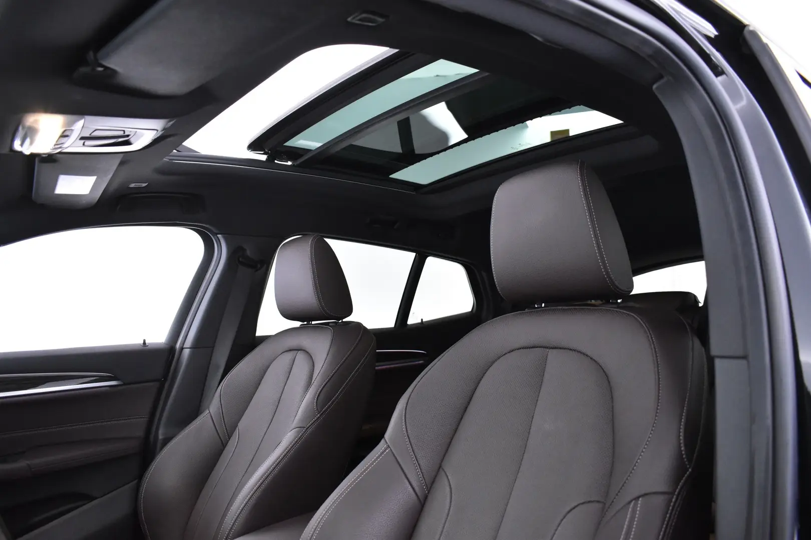 Car Image - kyrYybRT6tqwqqcFAgM7n
