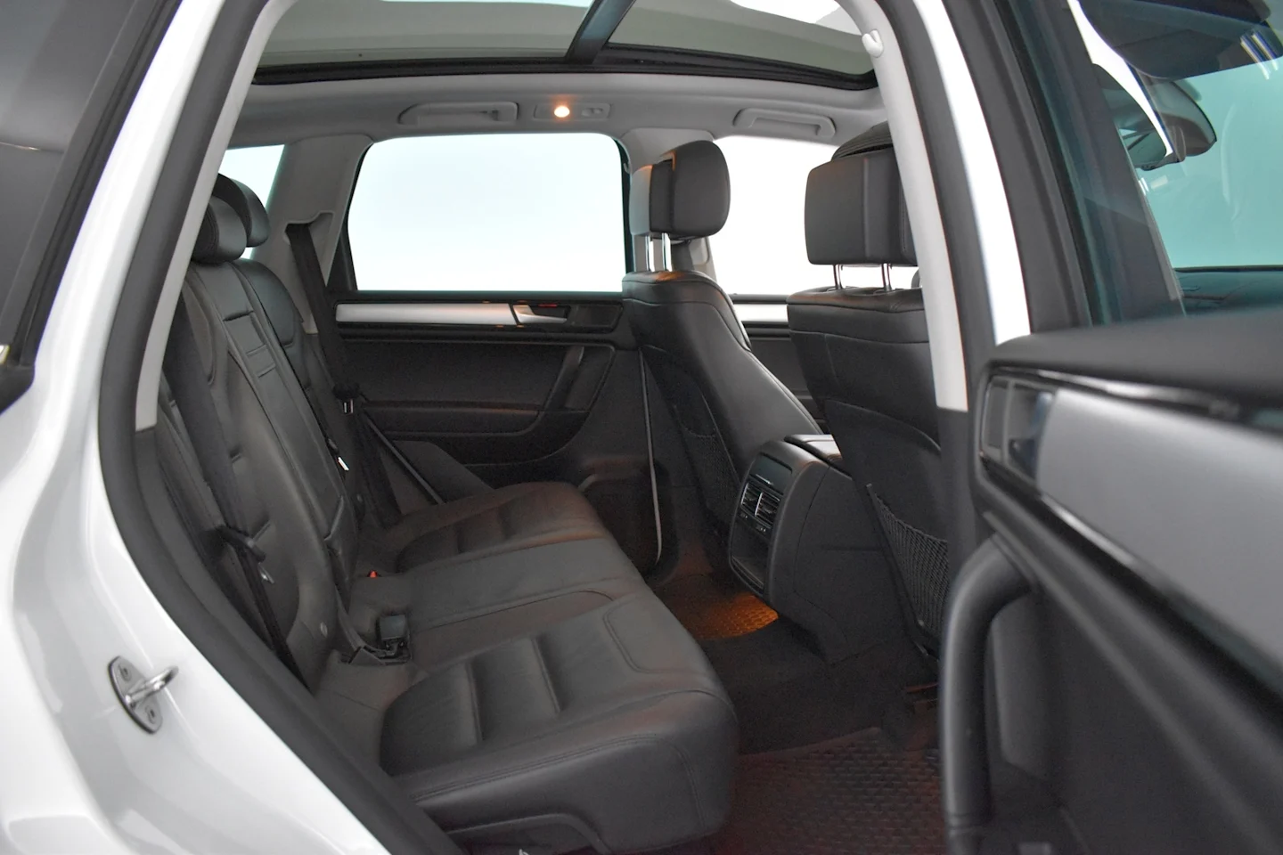 Car Image - 2a7h2zXA7gkyf8r9iN0F8V