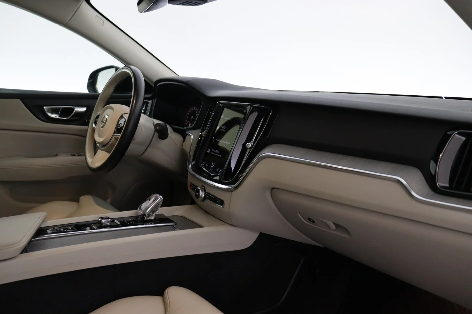 Car Image - 1RB94MmZXMrnZAOmj5n8co