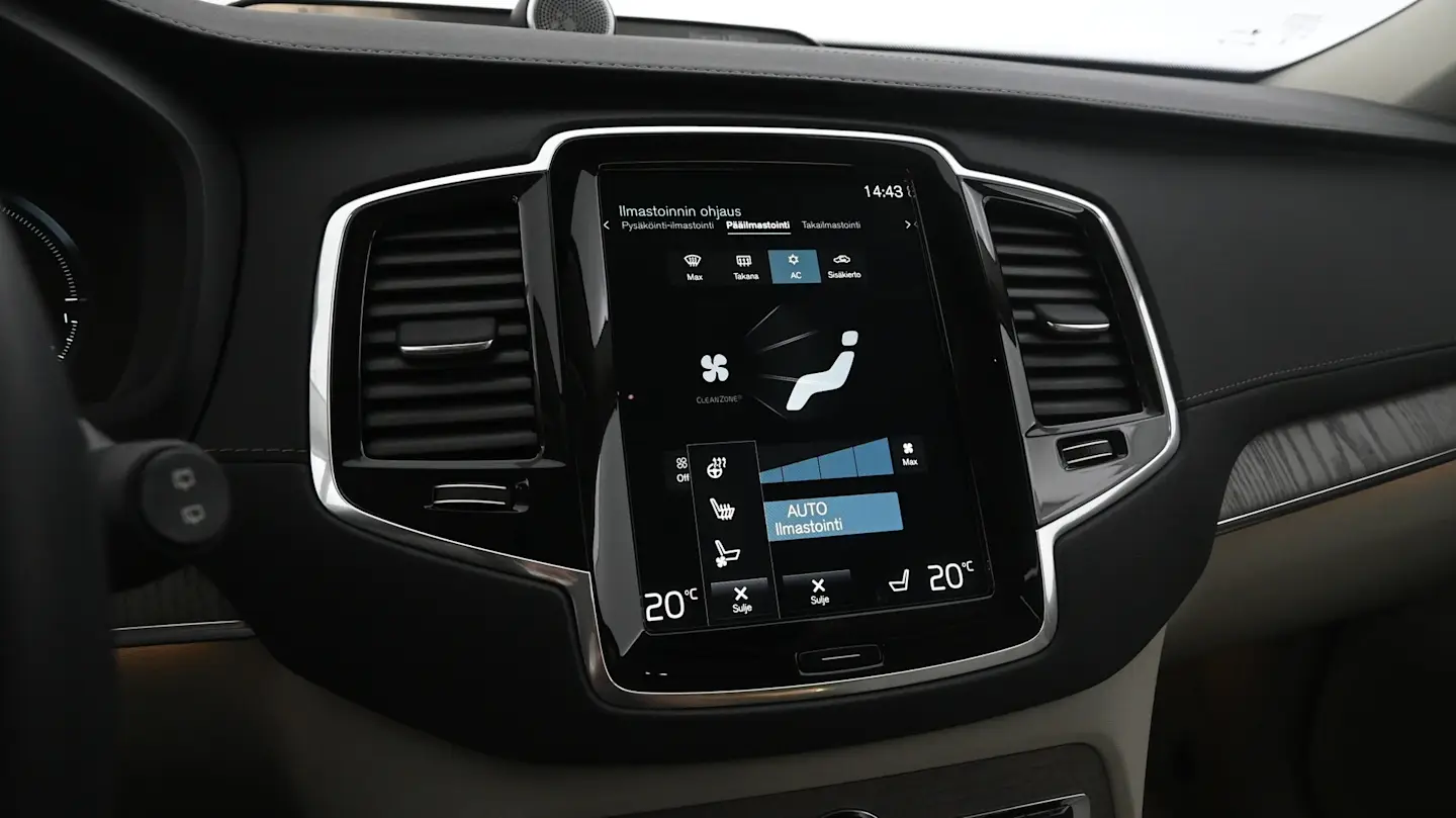 Car Image - 1uO82LuV8WuD8TvxIQ2VjJ