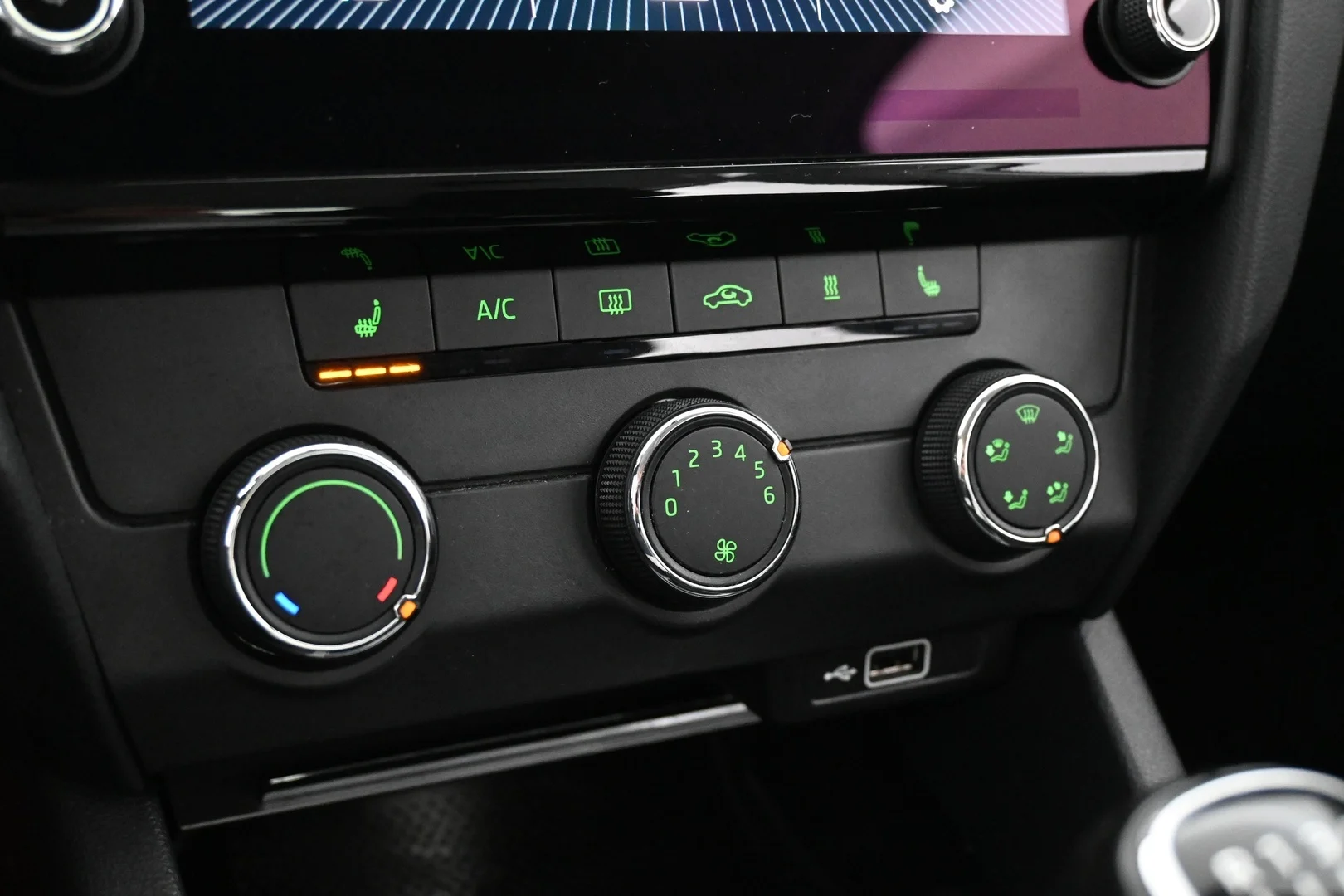 Car Image - 5UxozruUhcRIn5c3jeUMLm