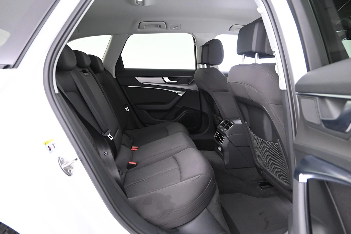 Car Image - 5dnJBPd3tD1xa3XuLfCe4i