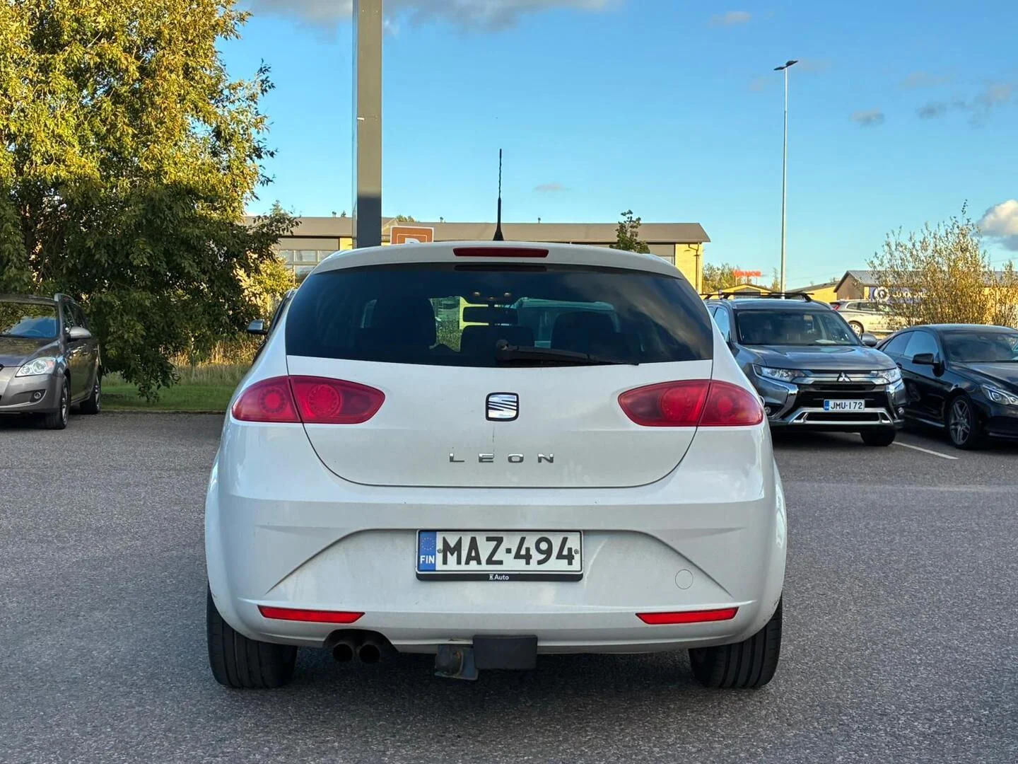 Car Image - 1luGWk98Ydj59KY4rwXeAr