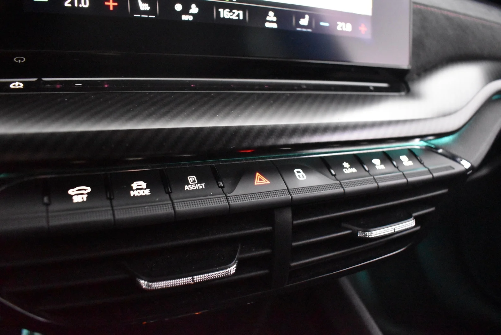 Car Image - 6MXRxYufl2UEOw0RQSQwNv
