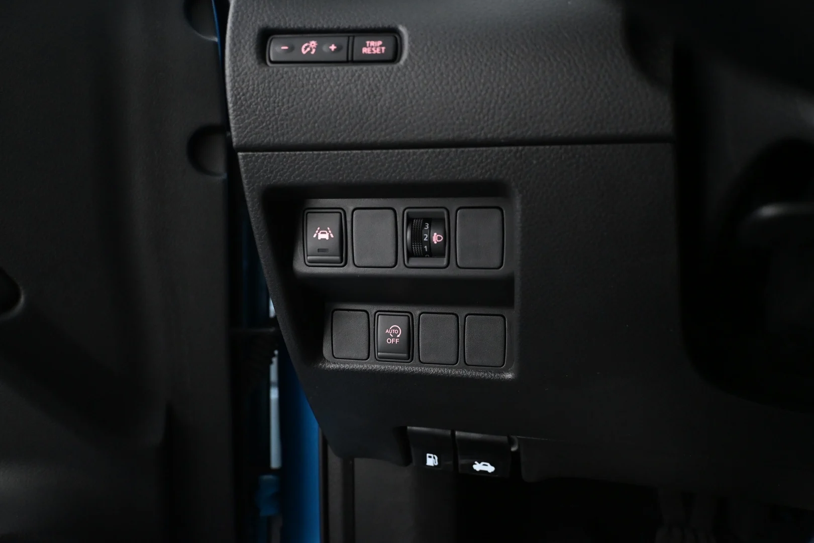 Car Image - NB9ER67XeQs2ujXOfAxdp