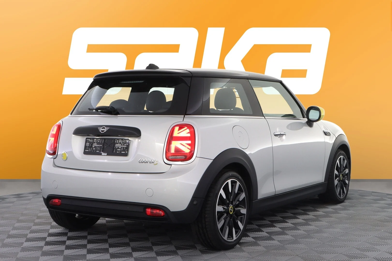 Car Image - 2rLjjwjb0wrKYouZLb45Fa