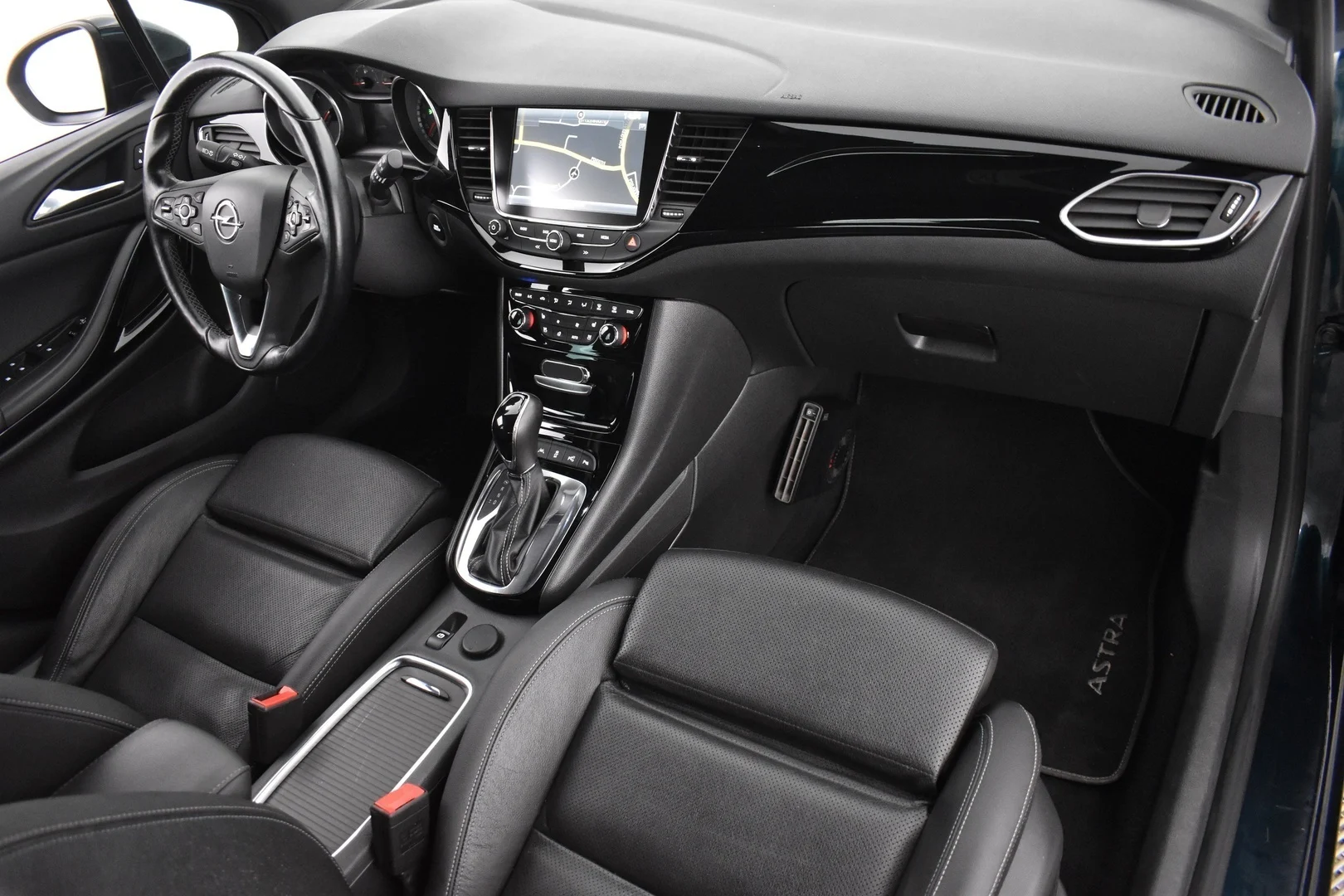 Car Image - 5Qaz0iWpk7TCxTdWqZaUm2