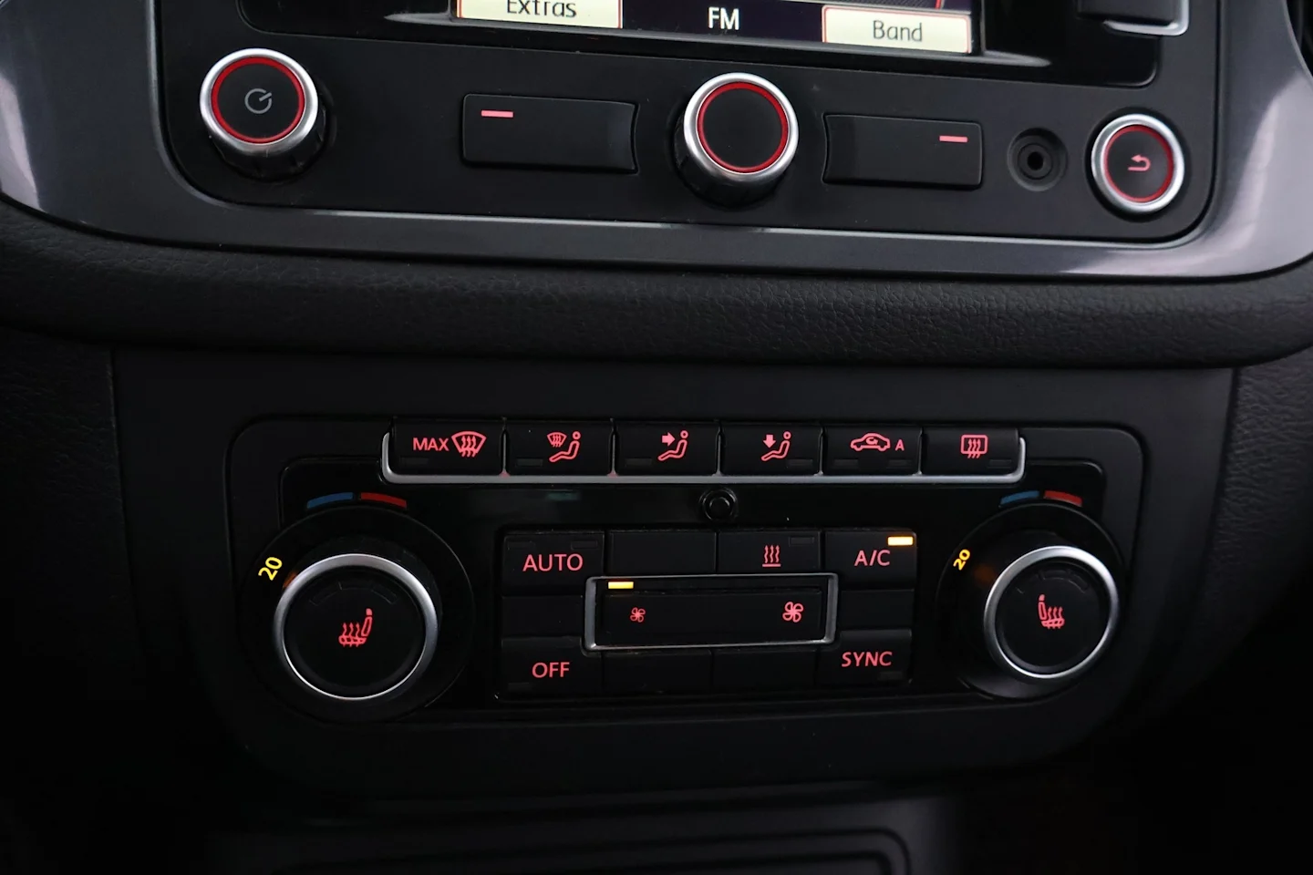 Car Image - 309mnchTk2vuSPaSA9E93