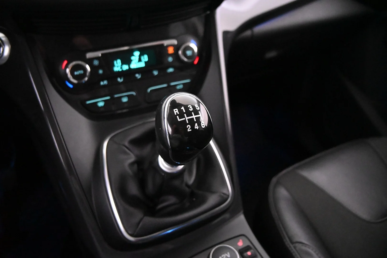 Car Image - 4M9CwUYZBEYrgNSxNn6oRM