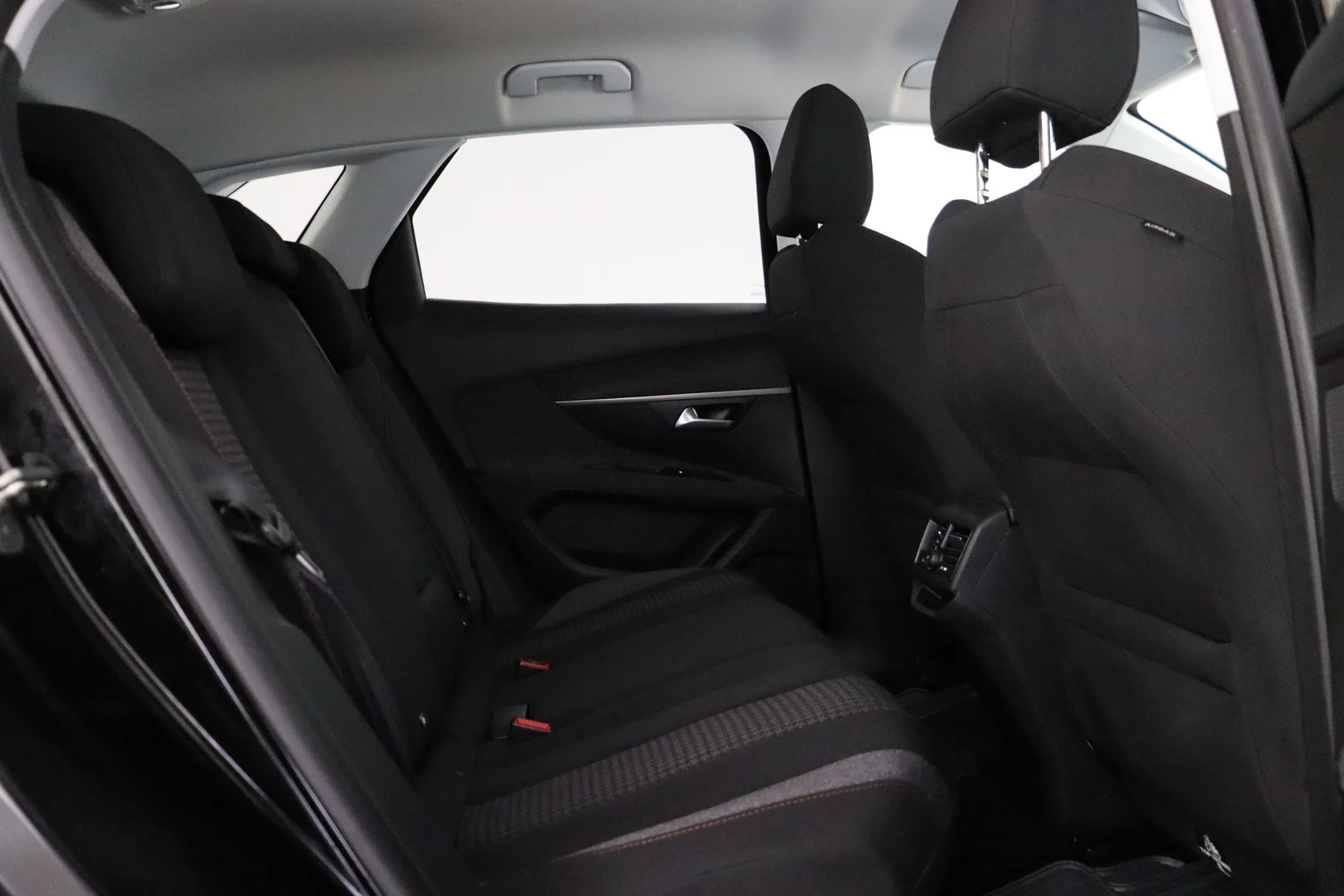 Car Image - 2ODWRyaHui8mlDZfSMQqNQ