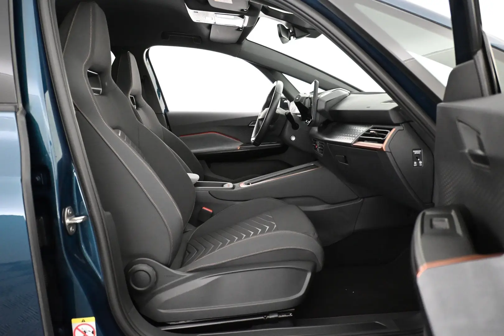Car Image - qabMNDj2xY7BrcYbnifqS