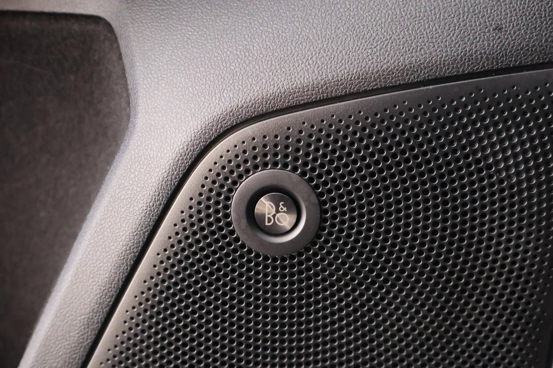 Car Image - 2jH0ujOAZb2gG7i146SPOd
