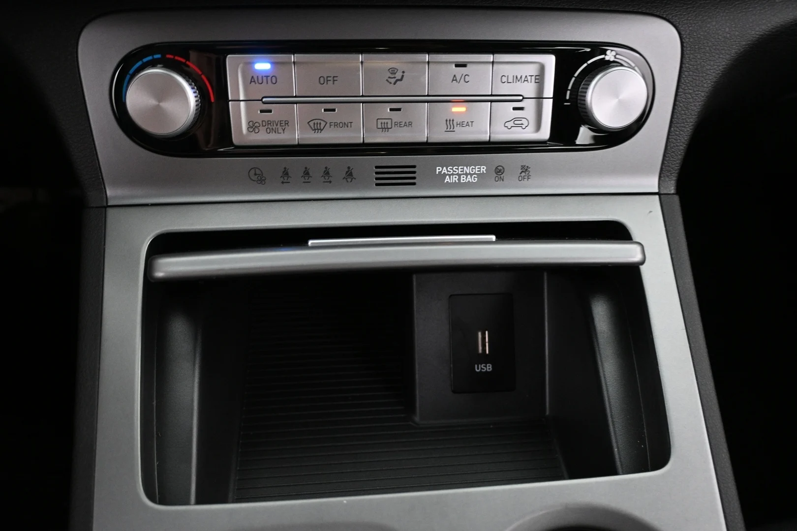 Car Image - 01MkNXfVHUeZCjnNK079Tn