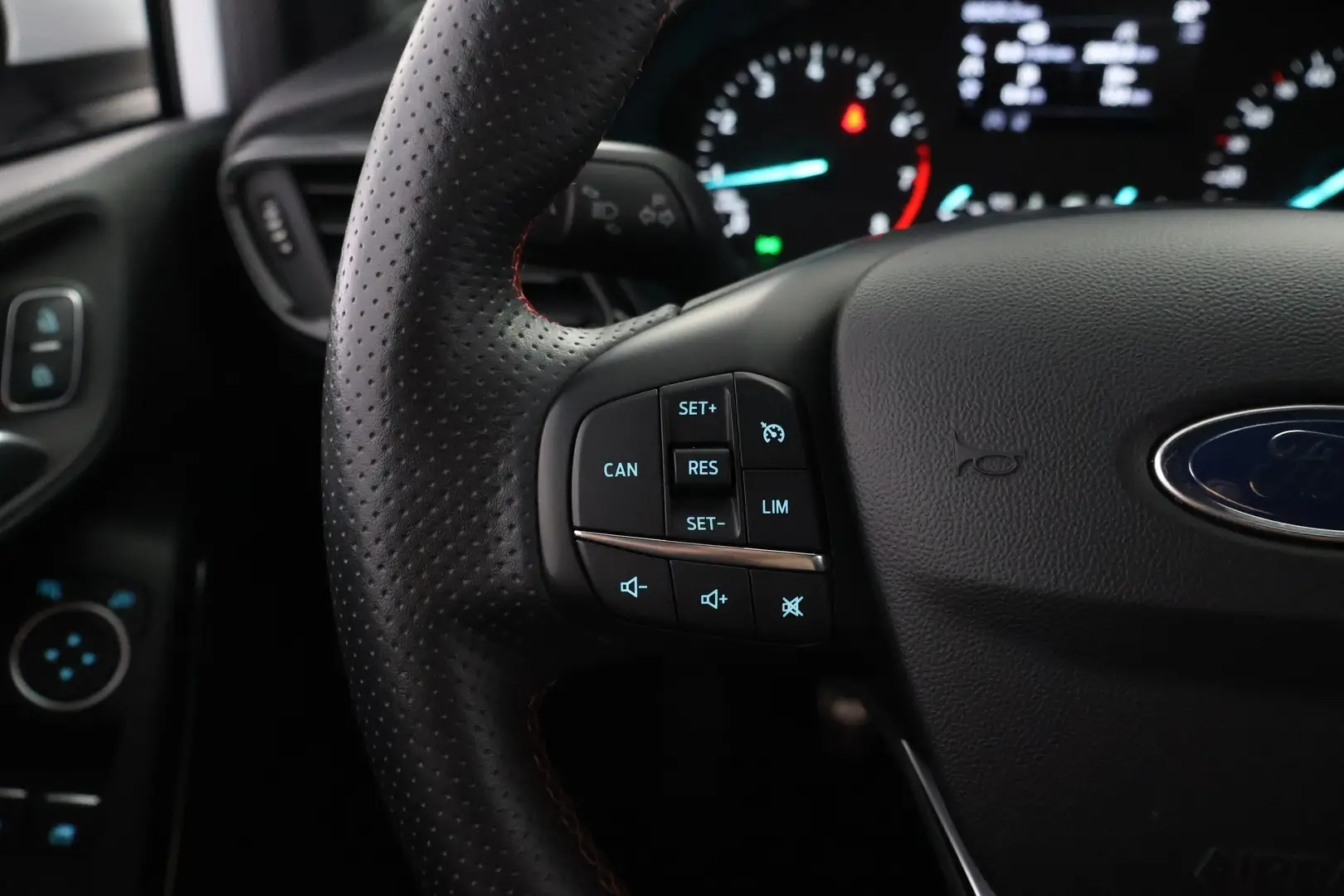 Car Image - 7b6WxDkNgpiBd0rZfhM9jK