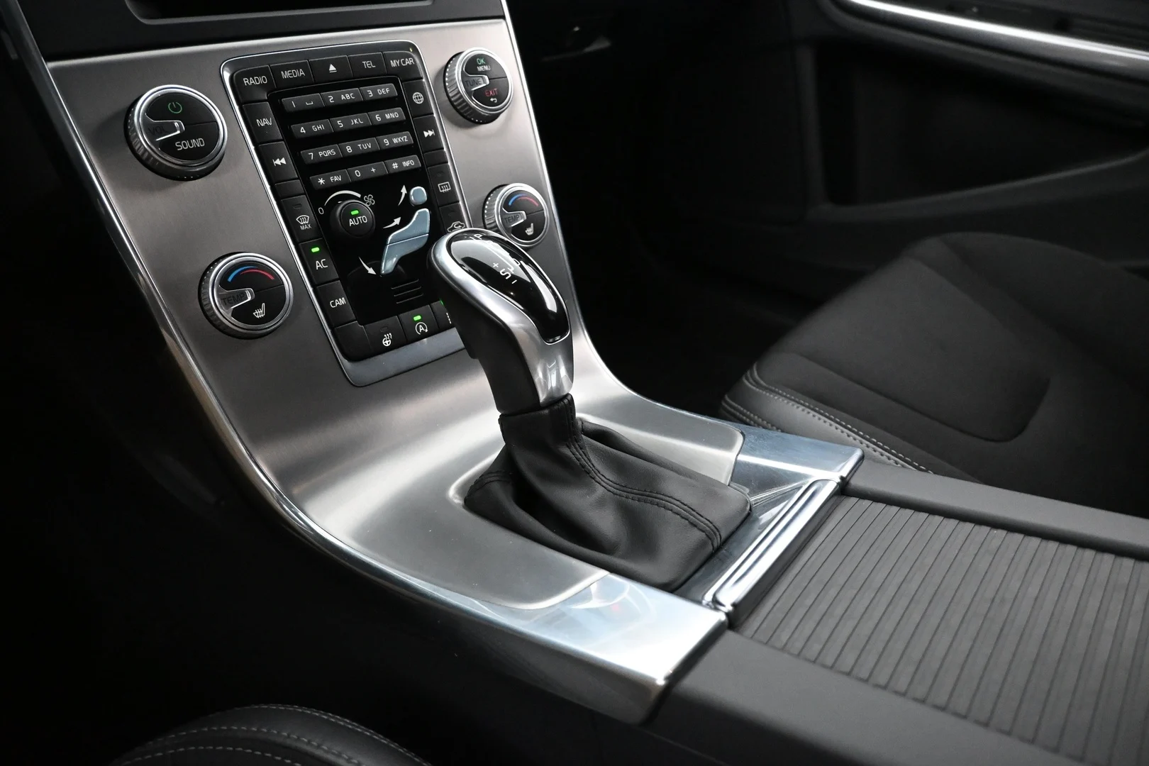 Car Image - 2Hay6Sz5o8GtY1mmRlcMlU