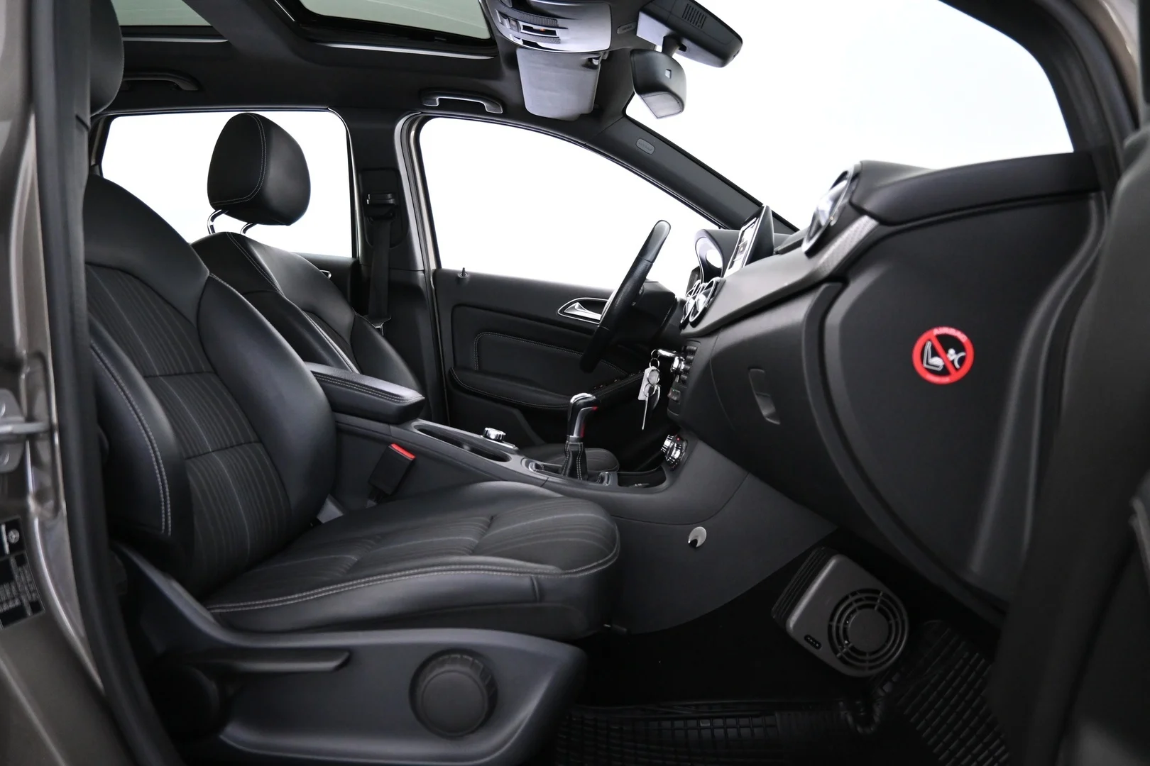 Car Image - 6q4IAFRIgtcmkoGoyGB1jY
