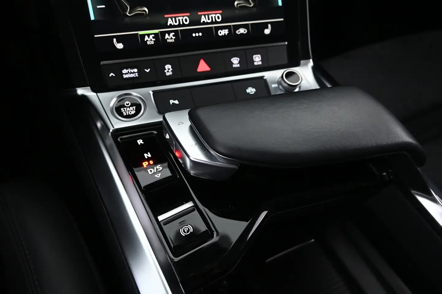 Car Image - 1wdmTNDQZk2ScWFBRlxcrU