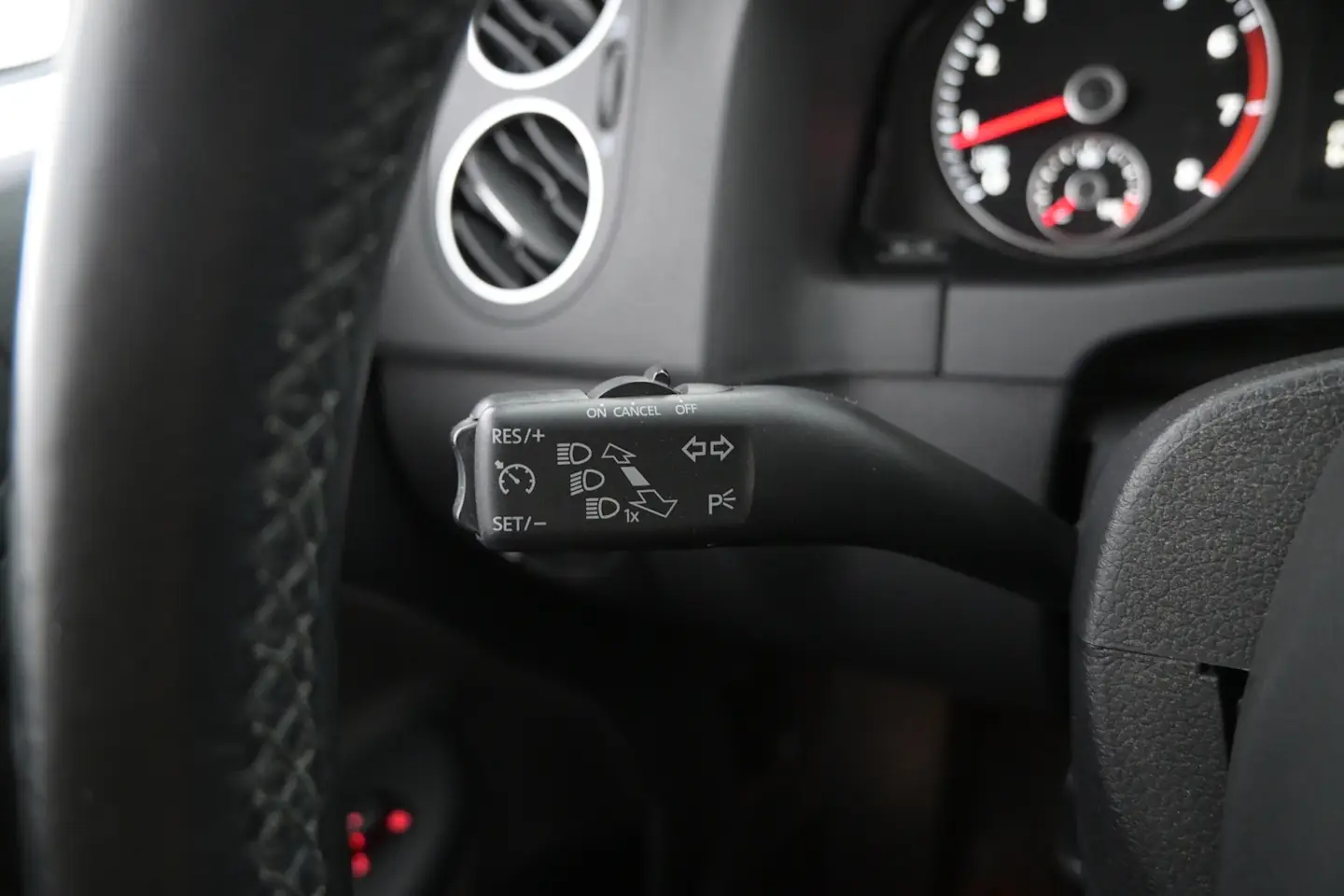 Car Image - 6I2hbpLMAWjQjxMWZDIC42